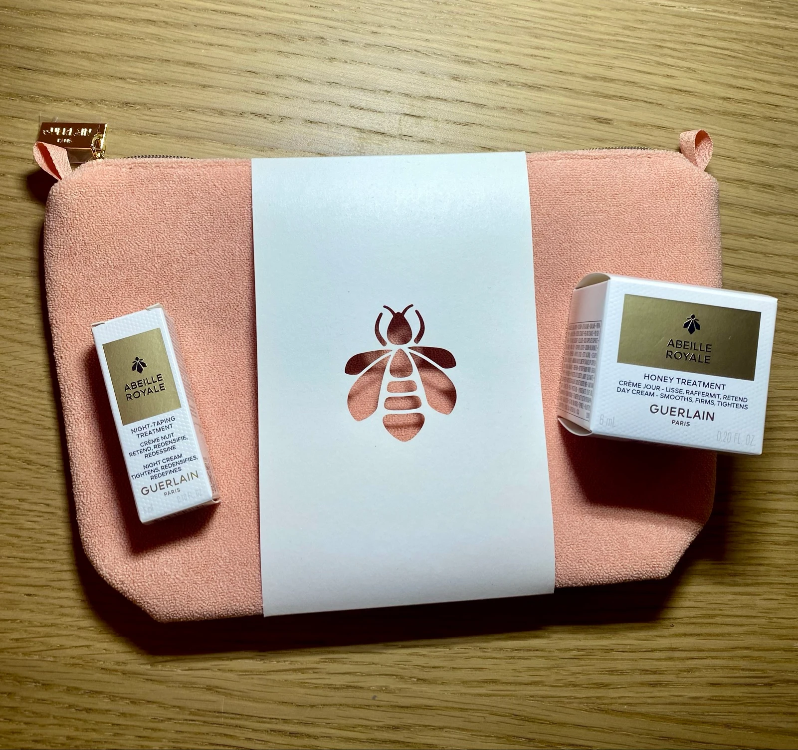 Necessaire mais produtos Guerlain